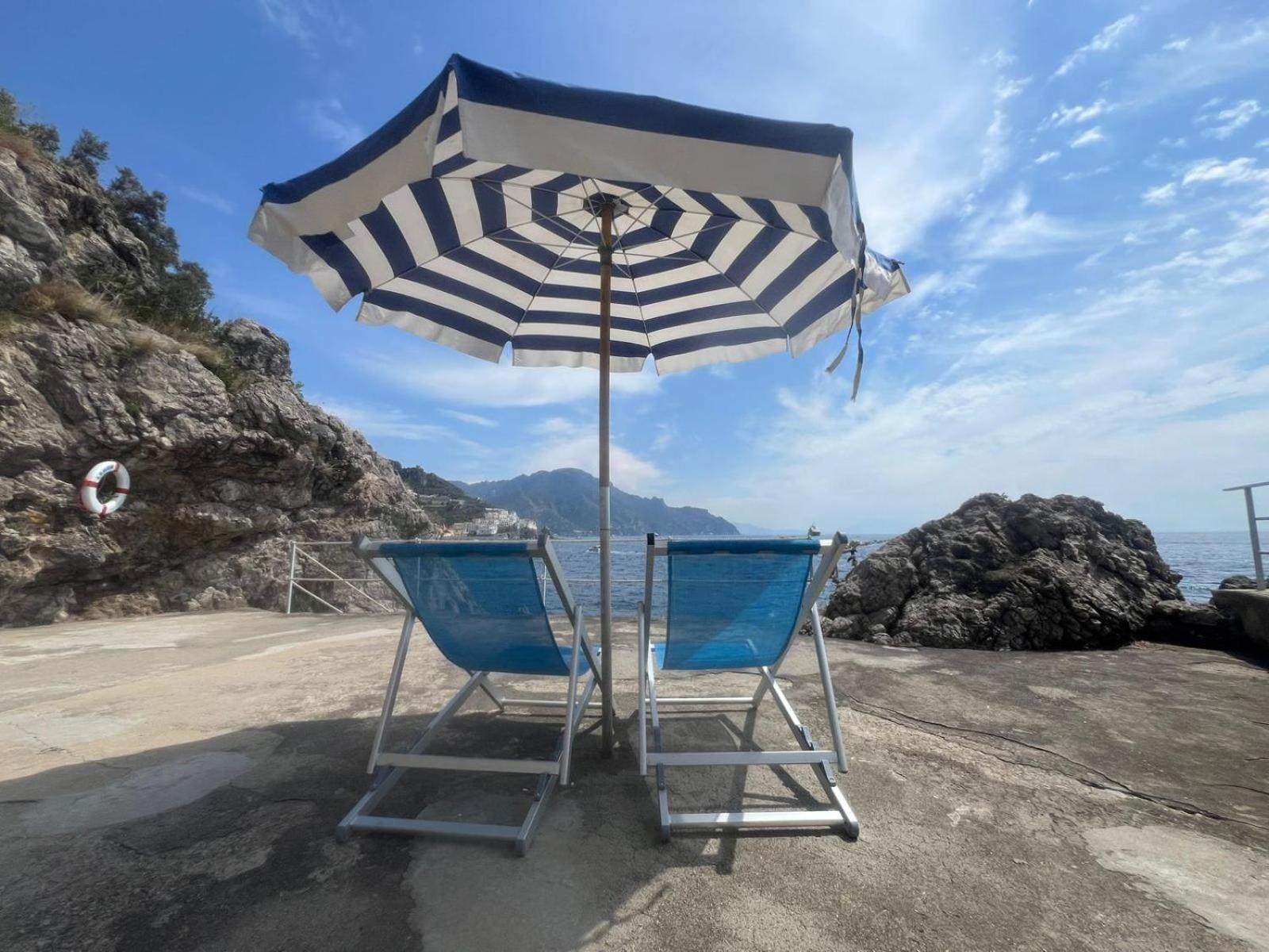 Appartamento Di Raphael Con Discesa Privata Al Mare Amalfi Eksteriør billede